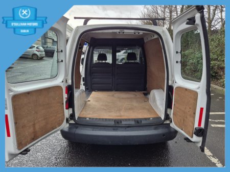 2011 Volkswagen Caddy - thumbnail 17