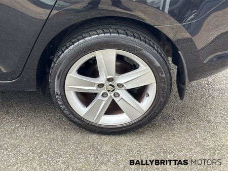 2016 Skoda Rapid - thumbnail 8