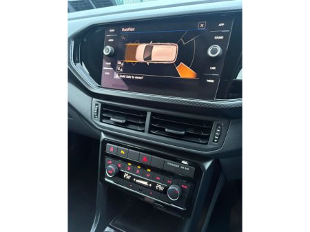 2019 Volkswagen T-Cross LIFE 1.0 TSI MANUAL 5SPEED 95BHP 5DR €16,950 thumbnail