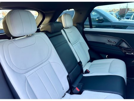 2025 Land Rover Range Rover Sport - thumbnail 13