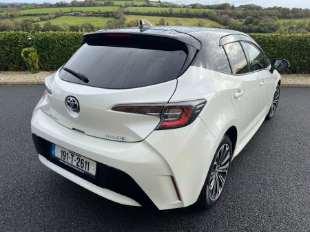 2019 Toyota Corolla 1.8 Hybrid Luna Sport Hatchback €19,950