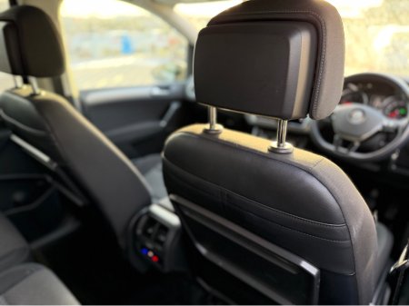 2018 Volkswagen Touran CL - 2.0L DIESEL - AUTO - 7 SEATS - 12M WARRANTY - CAR: €19,950 thumbnail