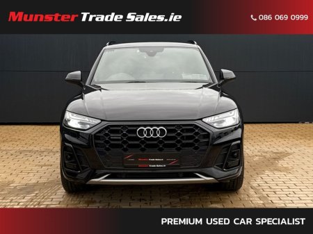 2022 Audi Q5 S Line 50 TFSI E Competition €44,500