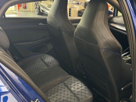 2024 Volkswagen Golf - thumbnail 26