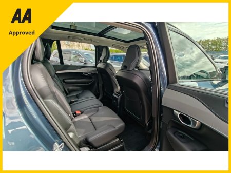 2023 Volvo XC90 - thumbnail 23