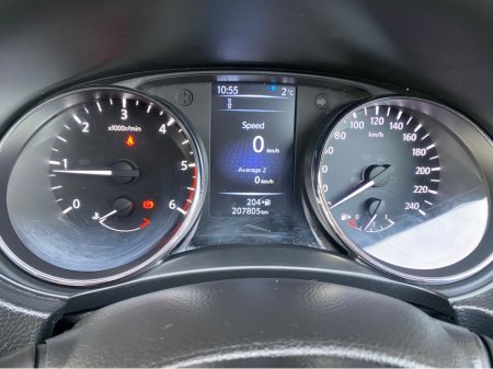 2016 Nissan Qashqai 1.5 SV MY16 SP+NC E6 4 4DR €10,450 thumbnail