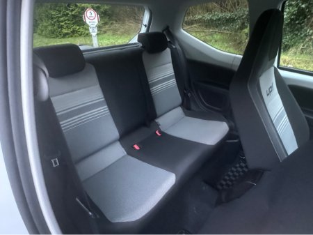 2014 Volkswagen up! 1.0 3DR … AUTOMATIC €7,499