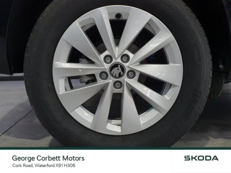 2026 Skoda Kamiq Selection 1.0TSi 95HP - Order for Immediate delivery 261 €34,330 thumbnail