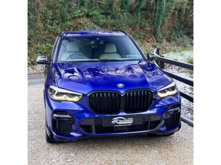 2022 BMW X5 2022 (221) BMW X5 45e M Sport Pro *SAN MARINO BLUE €64,999 thumbnail