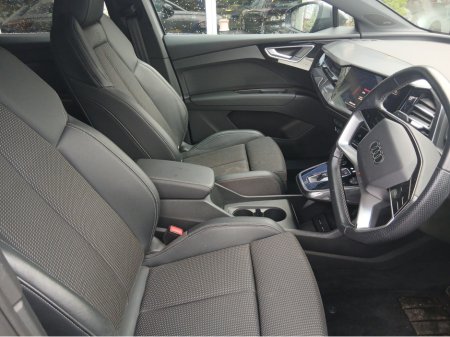 2021 Audi Q4 e-tron S LINE 35 EV , GREAT FINANCE DEALS AVAILABLE €25,950 thumbnail