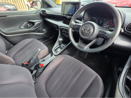 2021 Toyota Yaris Hybrid X Automatic €14,950