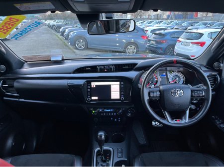 2023 Toyota Hilux GR SPORT AUTOMATIC 2.4 DIESEL //LOW MILES//HIGH SPEC//360 PARKING CAMERAS//KEYLESS ENTRY//ADAPTIVE CRUISE CONTROL// thumbnail