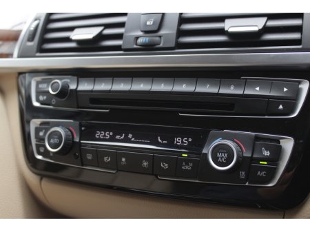 2019 BMW 3 Series - thumbnail 16