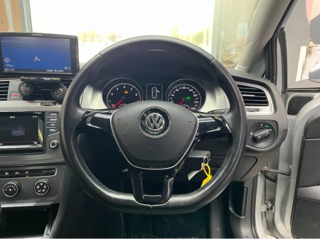2014 Volkswagen Golf - thumbnail 8
