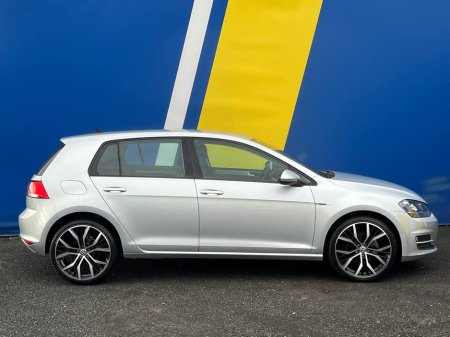 2014 Volkswagen Golf R-LINE PACK 1.2 TSI AUTO // SERVICE HISTORY // REVERSE CAMERA // COMFORTLINE // LOW MILEAGE €13,950