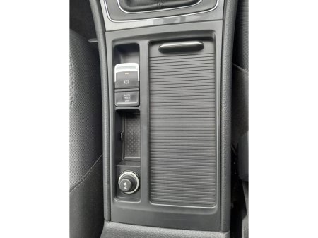 2017 Volkswagen Golf - thumbnail 32