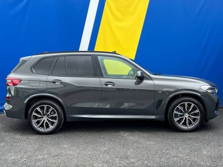 2021 BMW X5 XDRIVE45e M-SPORT COMPETITION 3.0 HYRID AUTO // PANORAMIC SUNROOF // ADAPTIVE CRUISE CONTROL // APPLE CARPLAY/ANDROID AUTO €47,900