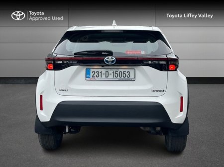 2023 Toyota Yaris Cross YARIS CROSS LUNA €26,950 thumbnail