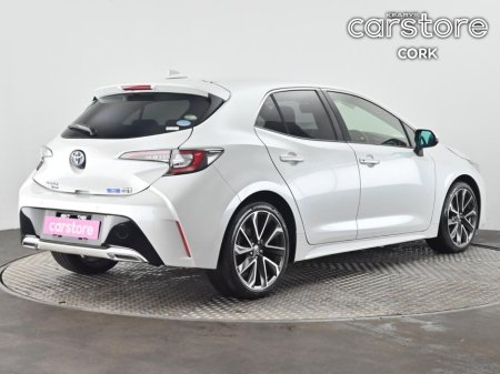 2021 Toyota Corolla 1.8 Hybrid Luna Sport Hatchback €24,880 thumbnail