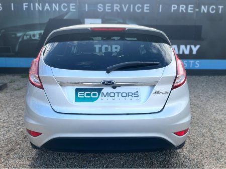 2015 Ford Fiesta - thumbnail 5