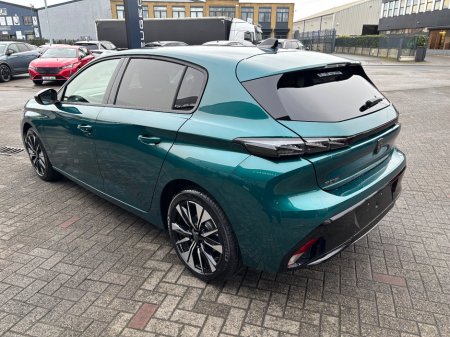 2026 Peugeot 308 1.2 MHEV 145BHP e-DCS6 Allure €35,100 thumbnail