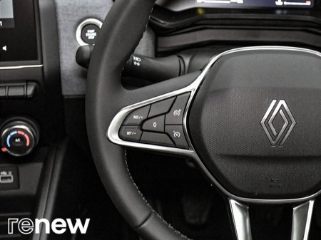 2025 Renault Clio - thumbnail 19