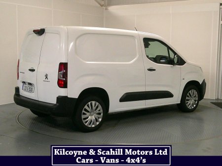 2021 Peugeot Partner PROFESSIONAL PLUS 1.5 BLUE HDI thumbnail