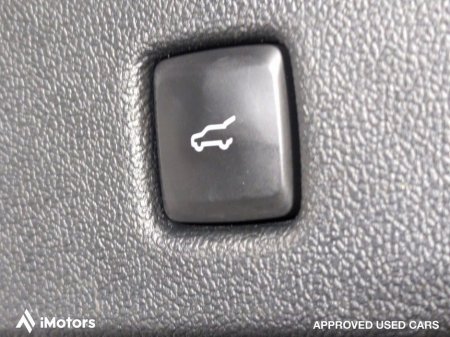 2022 Ford Kuga ST-LINE €26,900 thumbnail