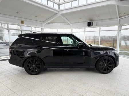 2019 Land Rover Range Rover VOGUE P400E A thumbnail