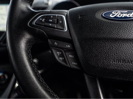 2017 Ford Kuga 2017 Kuga 1.5d TITANIUM/High spec/Warranty €13,888 thumbnail