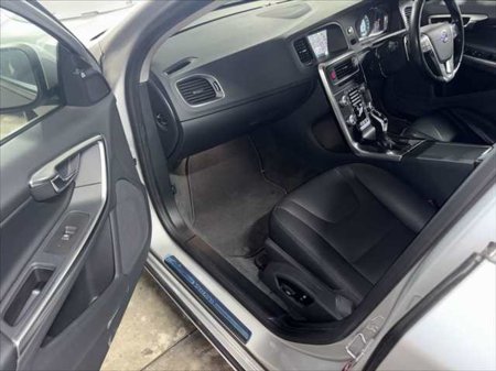 2015 Volvo S60 - thumbnail 11