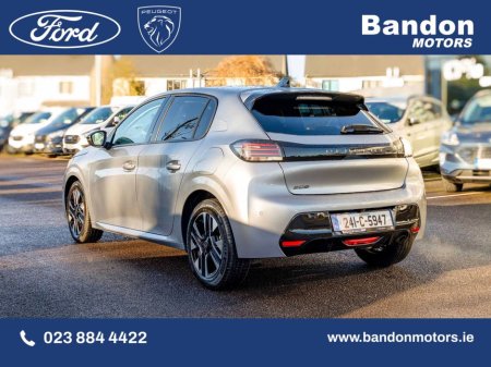 2024 Peugeot 208 2024 Peugeot 208 1.2 Puretech 100bhp Allure Pack thumbnail