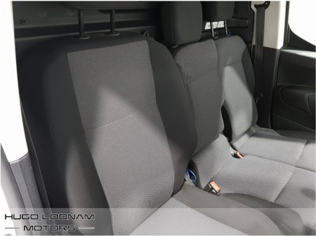 2020 Peugeot Partner - thumbnail 19