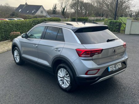 2023 Volkswagen T-Roc 1.0 TSI 110HP Life €25,950 thumbnail