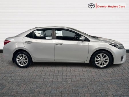 2016 Toyota Corolla - thumbnail 3