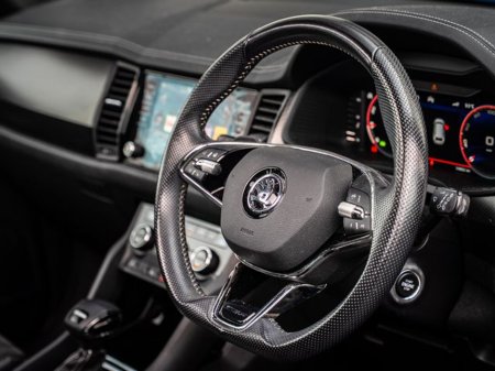 2023 Skoda Kodiaq 7S SPT 2.0tdi 150HP DSG SPORTLINE €47,950 thumbnail