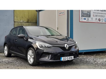 2022 Renault Clio Dynamique TCe 90 €14,450 thumbnail