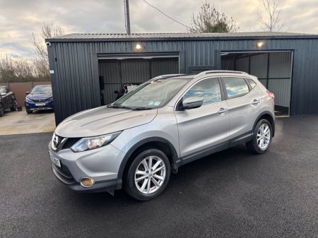 2017 Nissan Qashqai 1.2 PET SV CVT €13,950 thumbnail