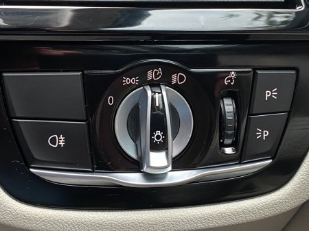 2019 BMW 5 Series 518d SE Auto €24,900 thumbnail