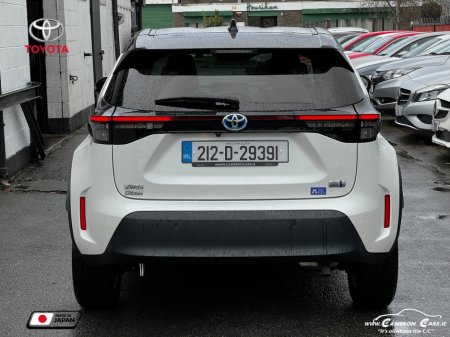 2021 Toyota Yaris Cross AUTOMATIC CITY SUV €23,950 thumbnail