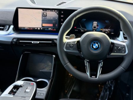 2026 BMW iX2 - thumbnail 5