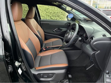 2023 Toyota Yaris Cross Z ADVENTURE HYBRID AUTOMATIC 1.5 PETROL //HEATED SEATS AND STEERING WHEEL//REVERSE CAMERA//ADAPTIVE CRUISE CONTROL// €28,950 thumbnail