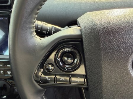 2021 Toyota Prius - thumbnail 21