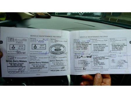 2015 Mitsubishi Outlander - thumbnail 12