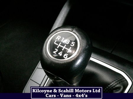 2019 Ford Focus - thumbnail 25