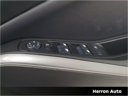 2022 Opel Grandland X SRi 1.2 130 €25,900 thumbnail