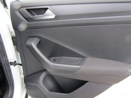 2019 Volkswagen T-Roc - thumbnail 29