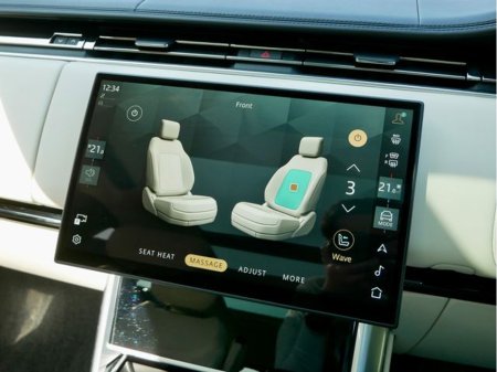 2025 Land Rover Range Rover - thumbnail 32