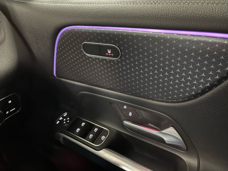 2025 Mercedes-Benz EQB 250+ Sport Executive - Reversing Camera - Ambient Lighting - Sat Nav - Climate Control - Heated Seats - Apple CarPlay/Android Auto thumbnail