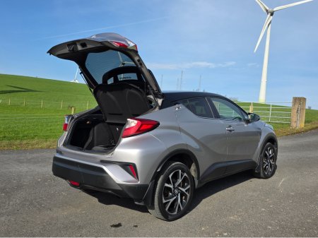 2016 Toyota C-HR - thumbnail 8